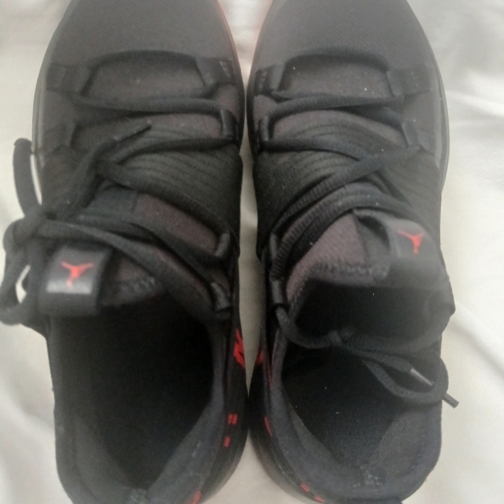 Nike Black and Red Athletic Sneakers